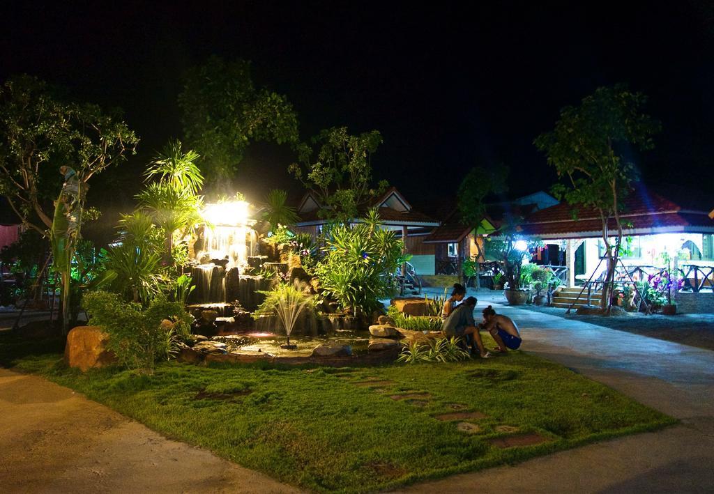Busby Resort Ban Ta Phraya Ngoại thất bức ảnh